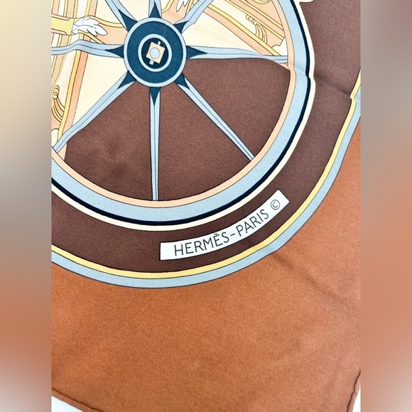 HERMES Carre 90 100% Scarf "WASHINGTON'S CARRIAGE" Silk Brown caty Latham - Picture 5 of 8